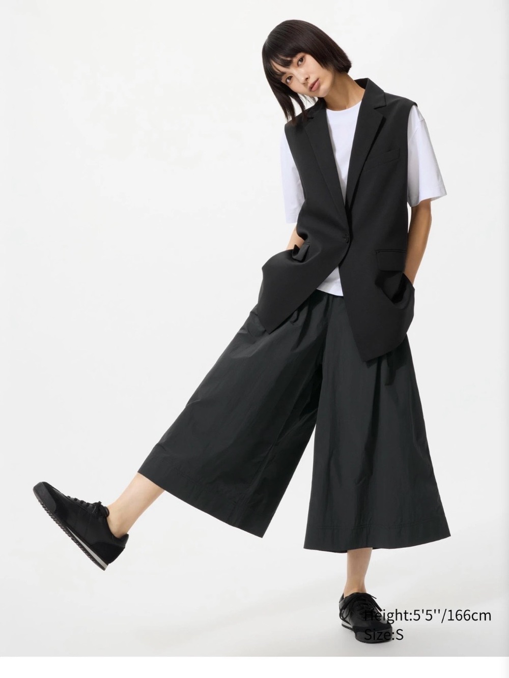 NWT - Uniqlo Black Nylon Wide-Leg Culotte Pants